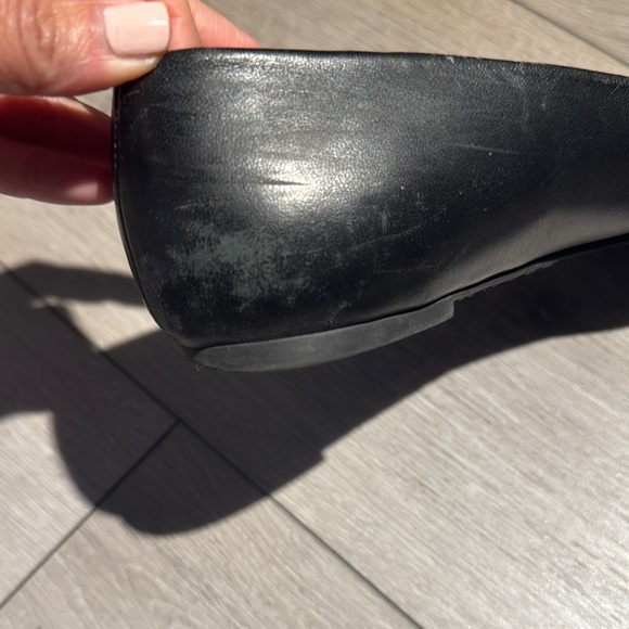 Tory Burch Black Leather Women's Flats - Picture 4 of 10